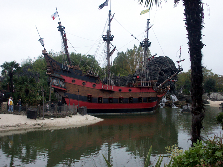 2004-11 Disneyland 003.jpg - DCF 1.0